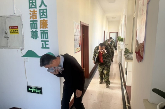 綜合調(diào)查設(shè)計(jì)處開展消防安全演練（2）.jpg